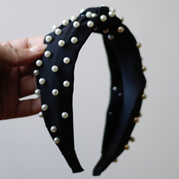 Crown - Picture 4 of 4